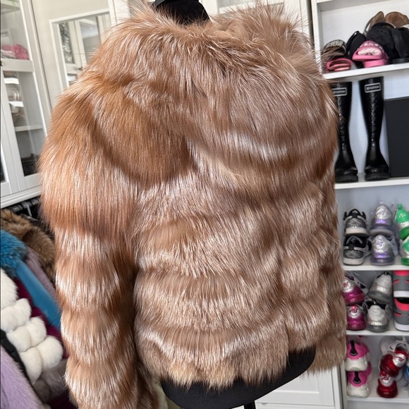 Bugatelli Women's Luxurious Tan Fox Jacket bNWT size small - Picture 7 of 7